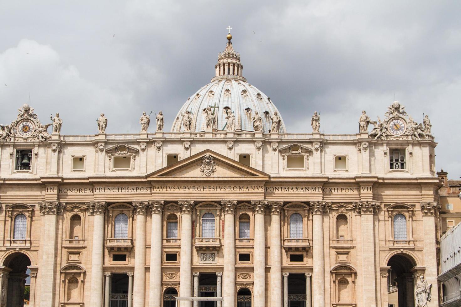 basílica de san pietro, roma, italia foto