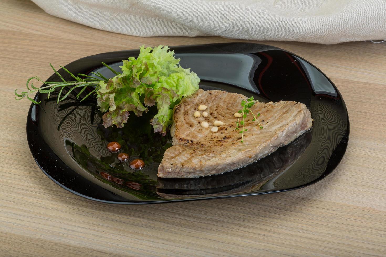 Grilled tuna steak photo