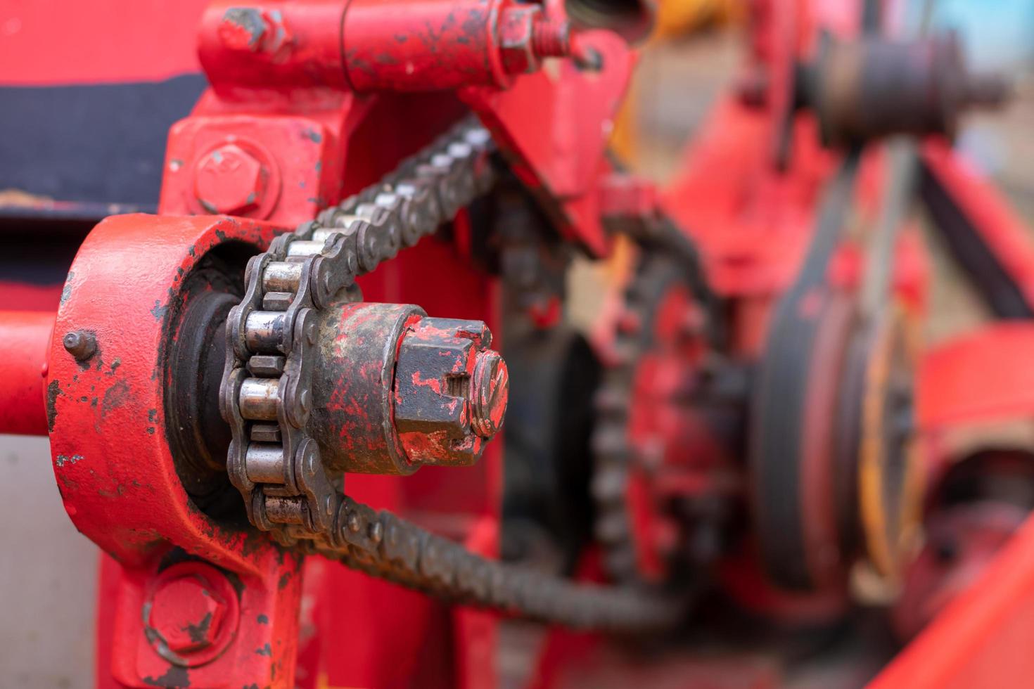 Close-gear chain, which is a component of the harvester. photo