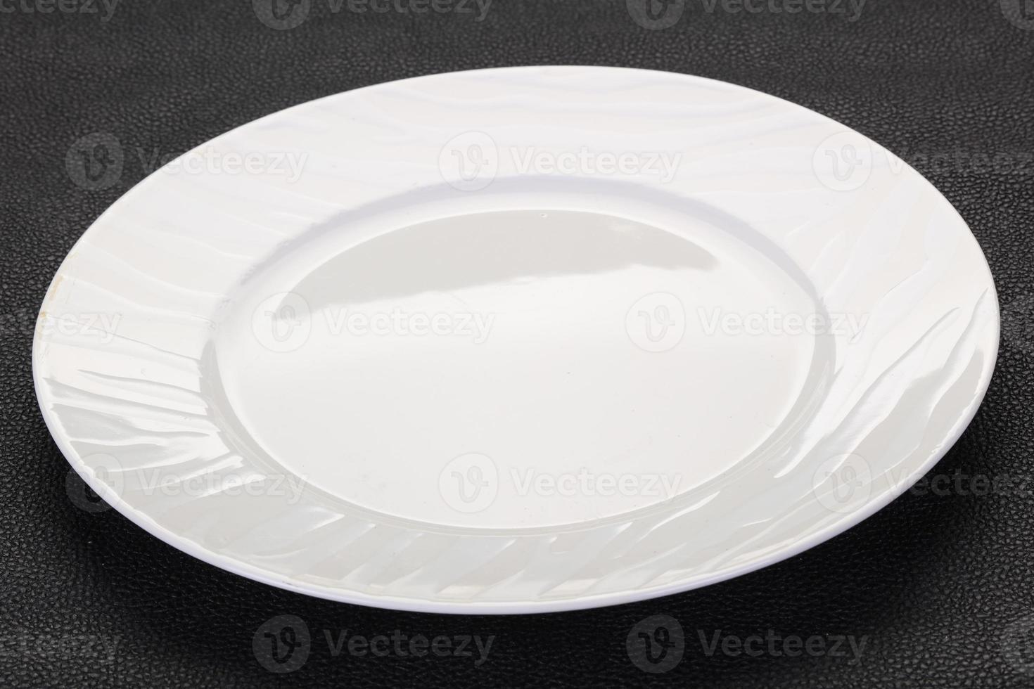 plato blanco vacio foto