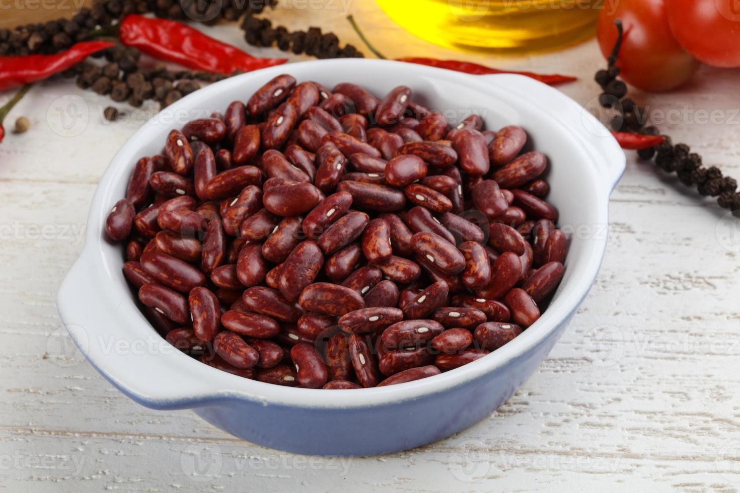 Dry kidney beans photo