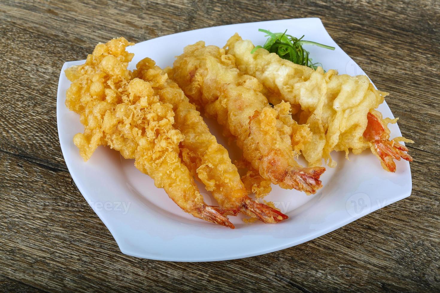 Prawn tempura on plate photo