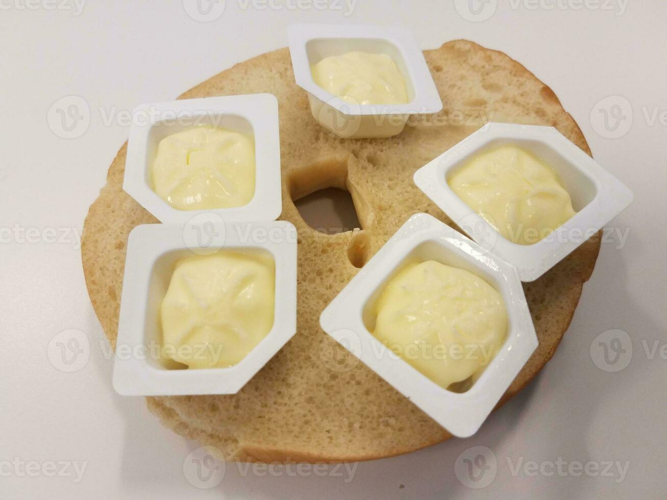 bagel with butter photo