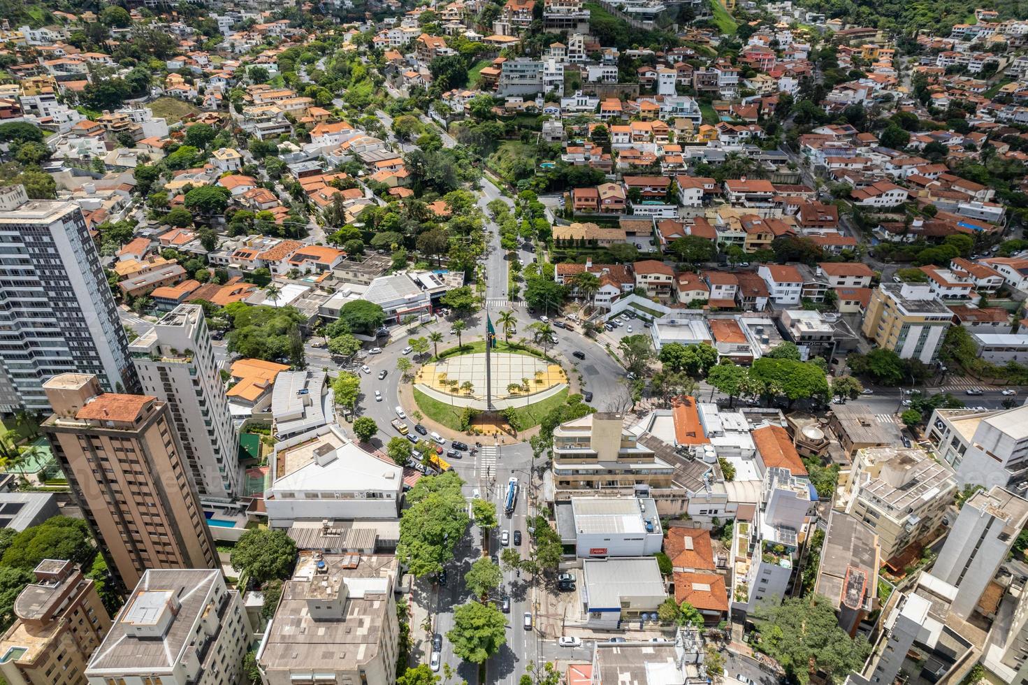 vista aérea de la ciudad de belo horizonte, en minas gerais, brasil. foto