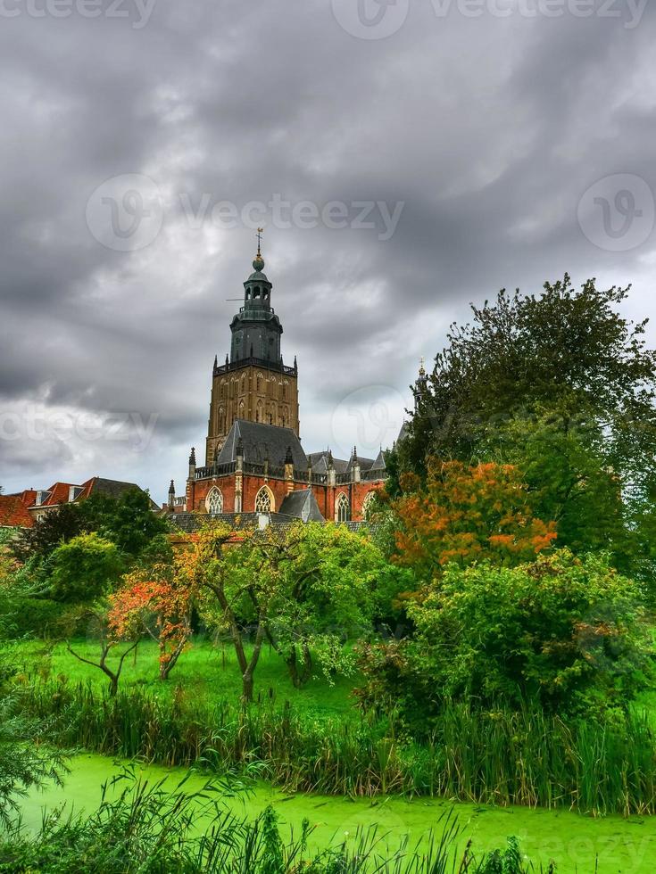 ciudad de zutphen en los países bajos foto