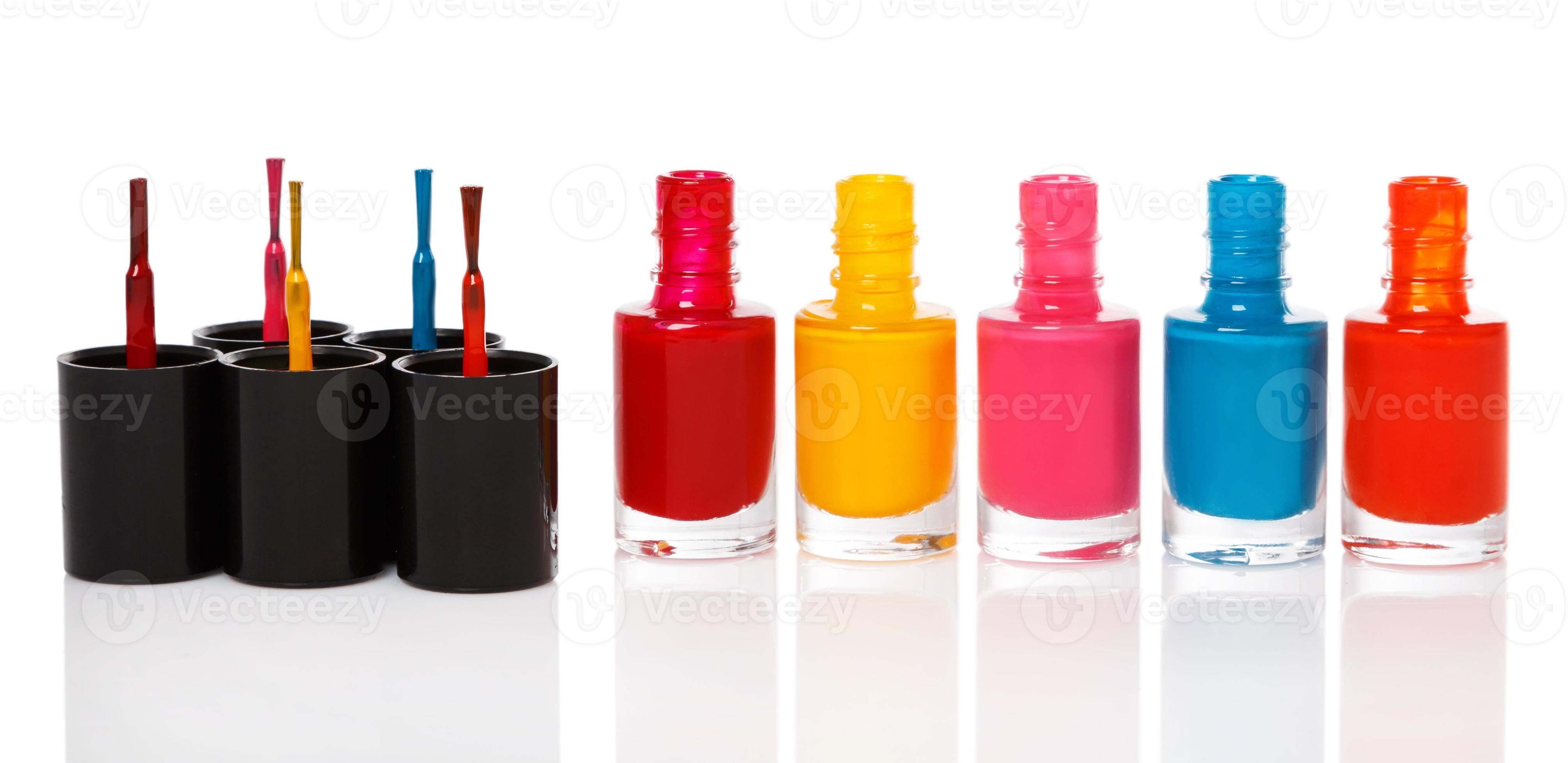 2. How to Create a Colorful Nail Polish Dish - wide 3