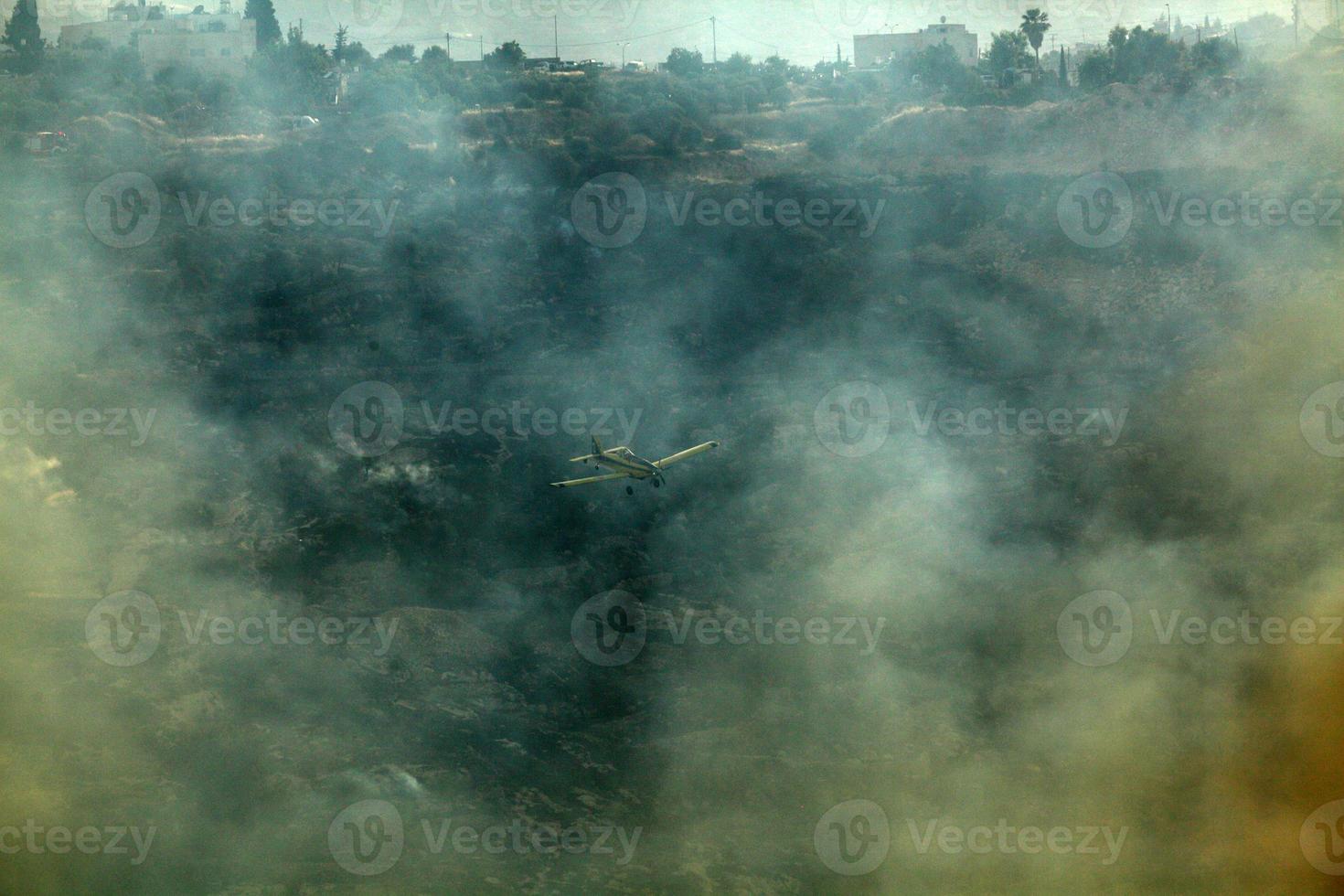 tractor de aire at-802 aviones de extinción de incendios foto