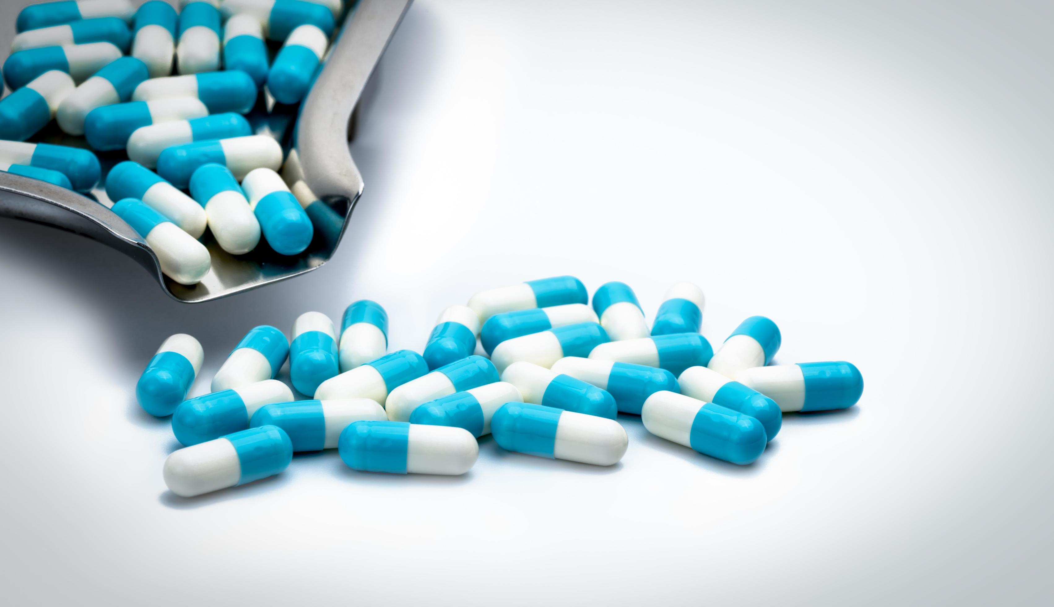 Lil Foolio Deadwhat Pill Is A Blue And White Capsule - z8vitiw