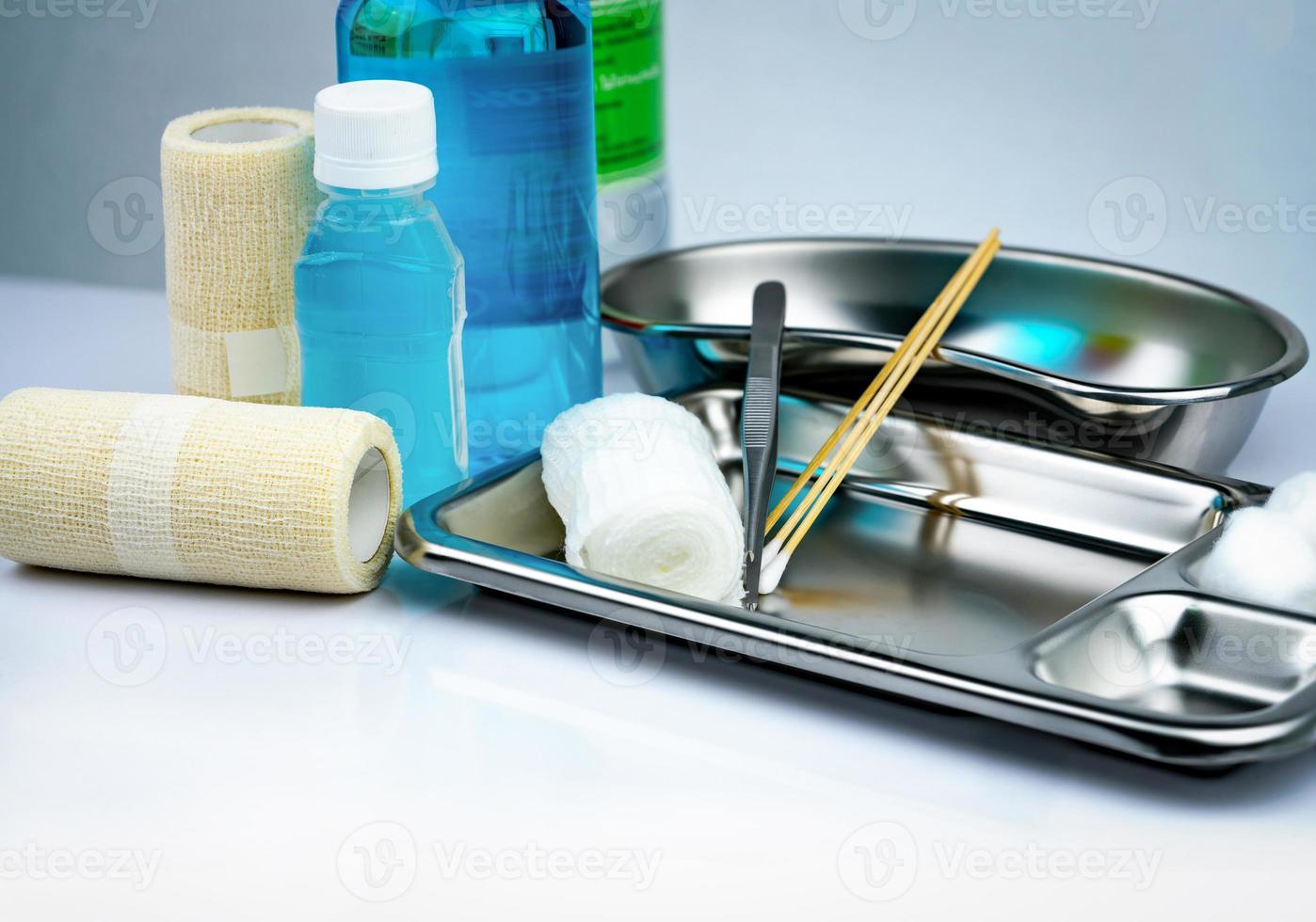 Wound care dressing set and stainless steel plate, forceps, iodine cup