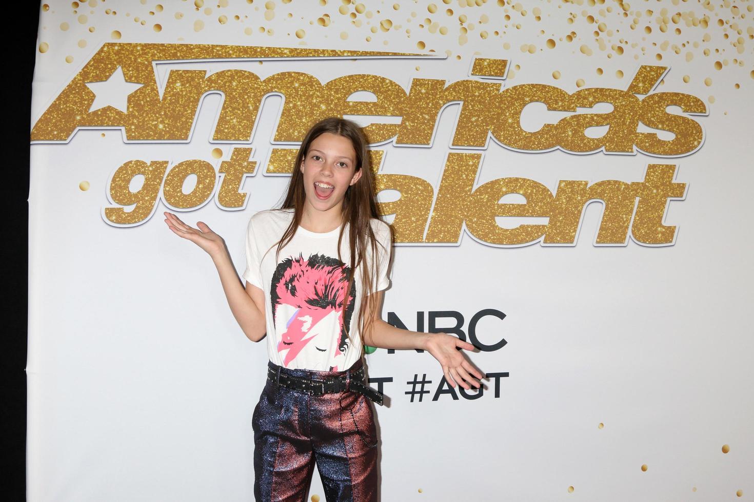 LOS ANGELES, SEP 19 - Courtney Hadwin at the Americas Got Talent Crowns Winner Red Carpet at the Dolby Theater on September 19, 2018 in Los Angeles, CA photo