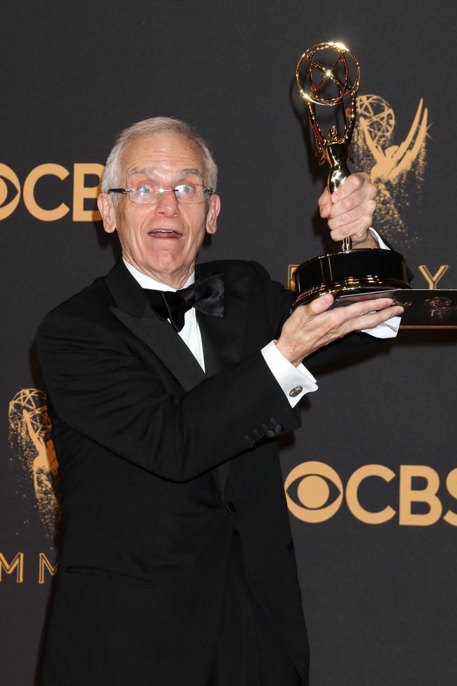 los angeles, 17 de septiembre - don roy king en la 69ª entrega de los premios emmy en horario estelar, sala de prensa en el jw marriott gold ballroom el 17 de septiembre de 2017 en los angeles, ca foto