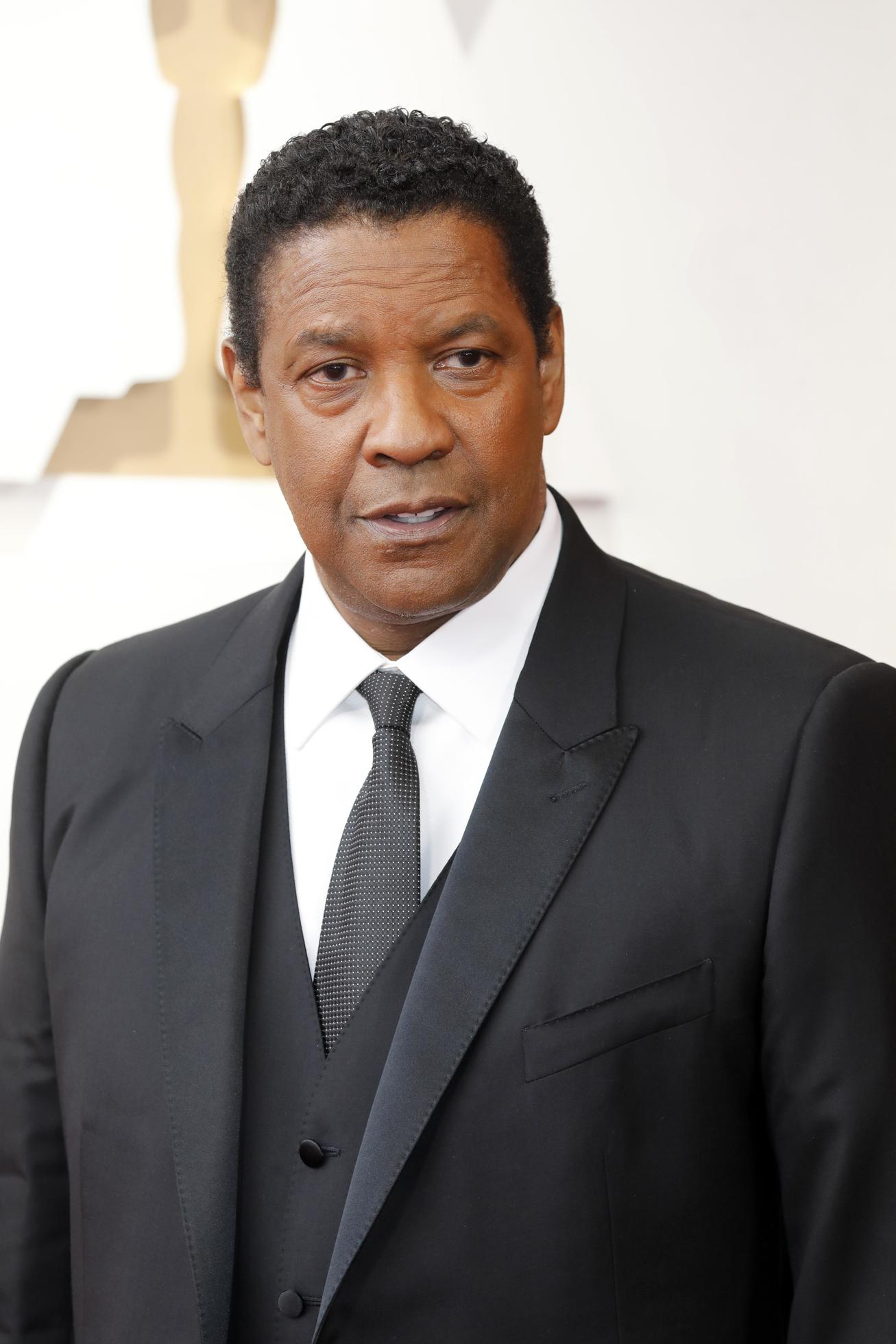 LOS ANGELES, MAR 27 Denzel Washington at the 94th Academy Awards at