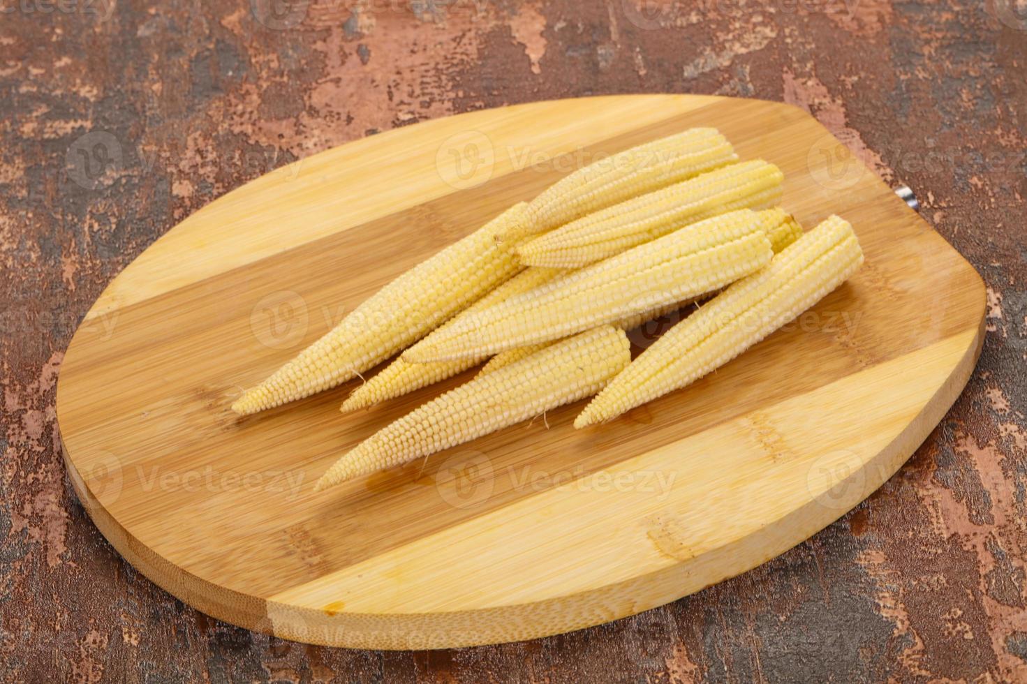 Raw baby corn photo