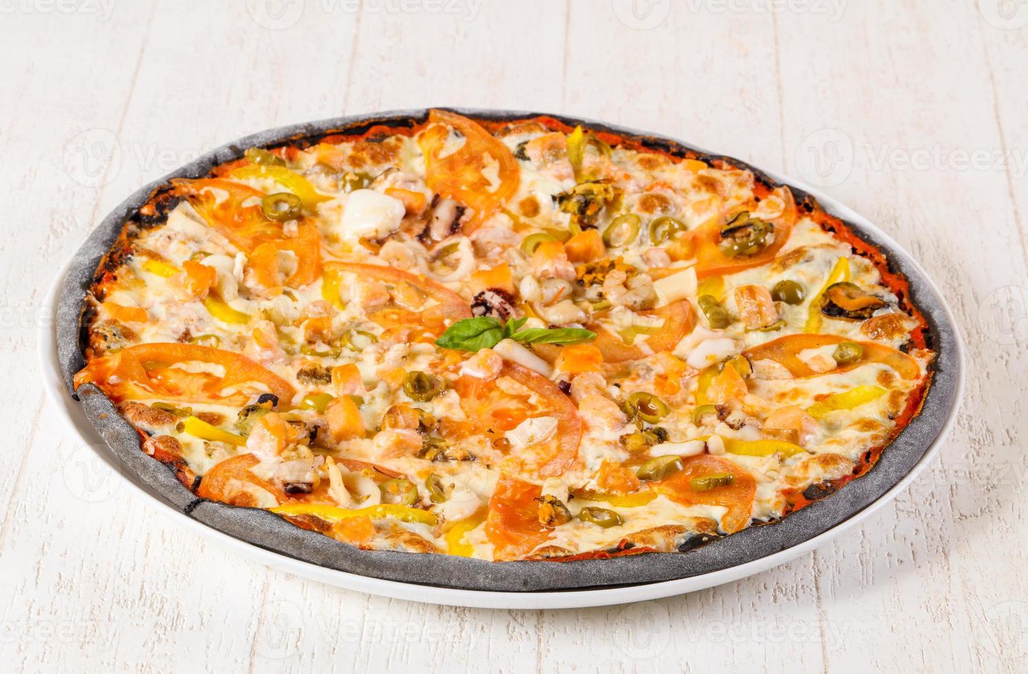 pizza con mariscos foto