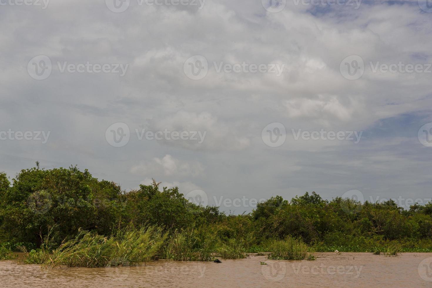 Tonle Sap lake photo