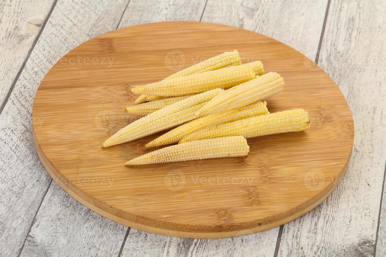 Raw baby corn photo