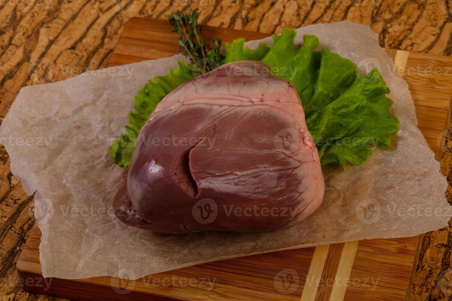 Raw pork heart 7845105 Stock Photo at Vecteezy