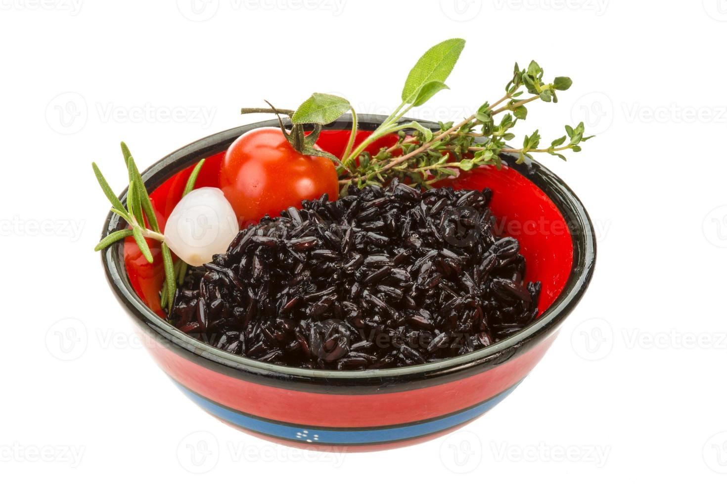 Black boiled rice photo