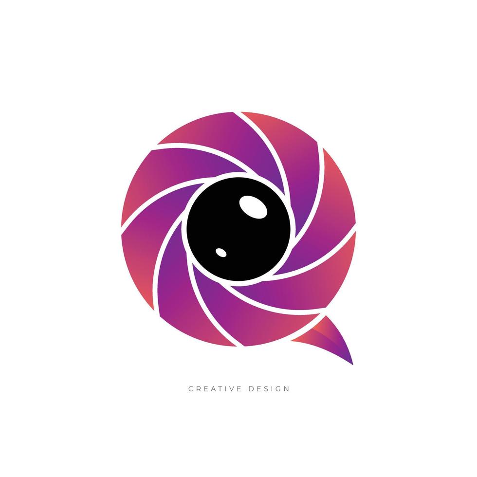 logotipo de marca creativa de lente de letra q vector
