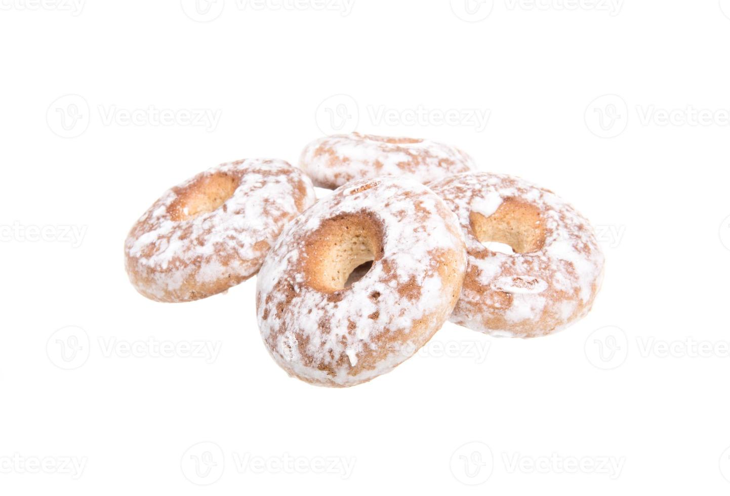 galletas dulces aisladas en un fondo blanco foto