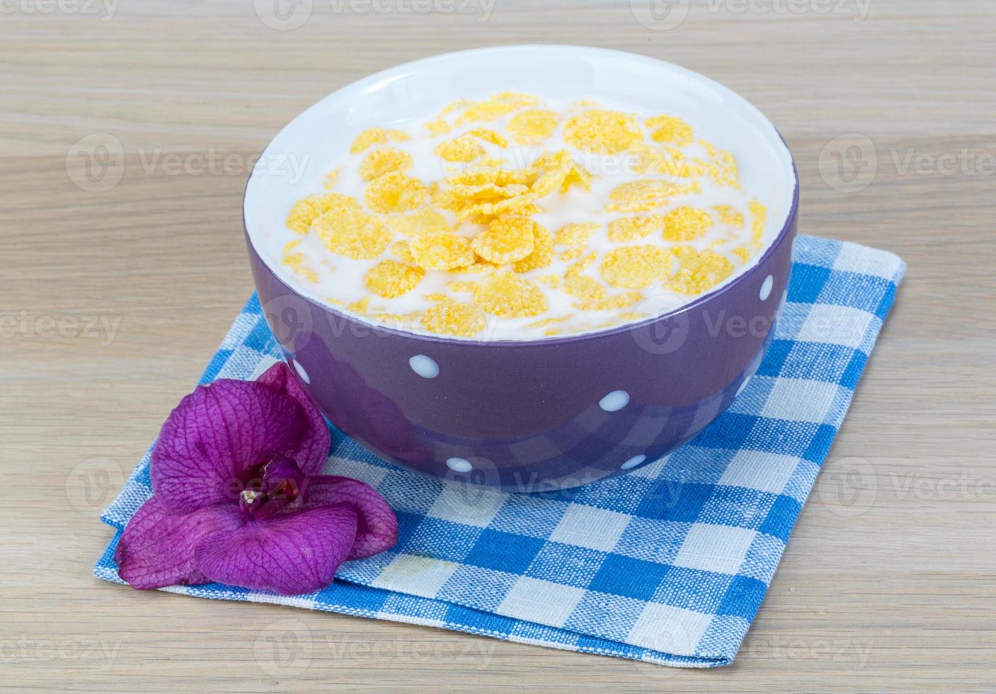 desayuno con copos de maíz foto