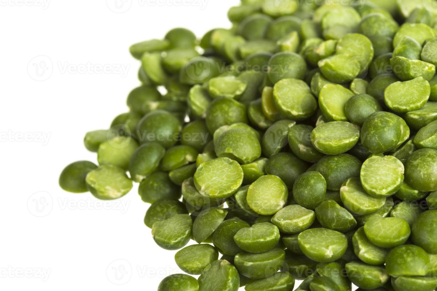 green split peas photo
