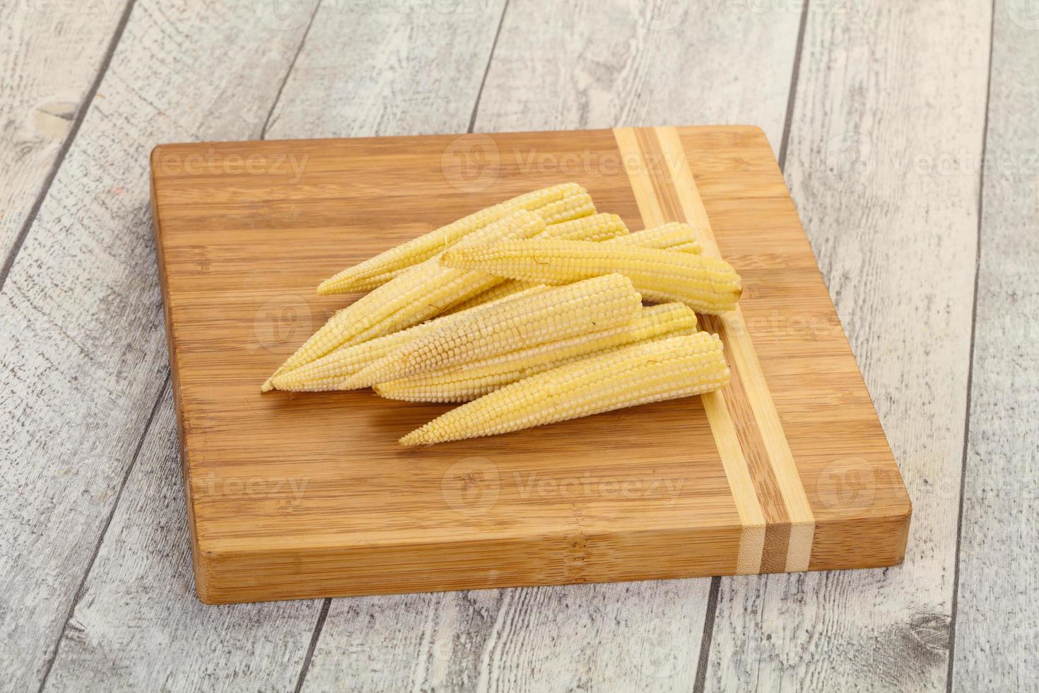 Raw baby corn photo