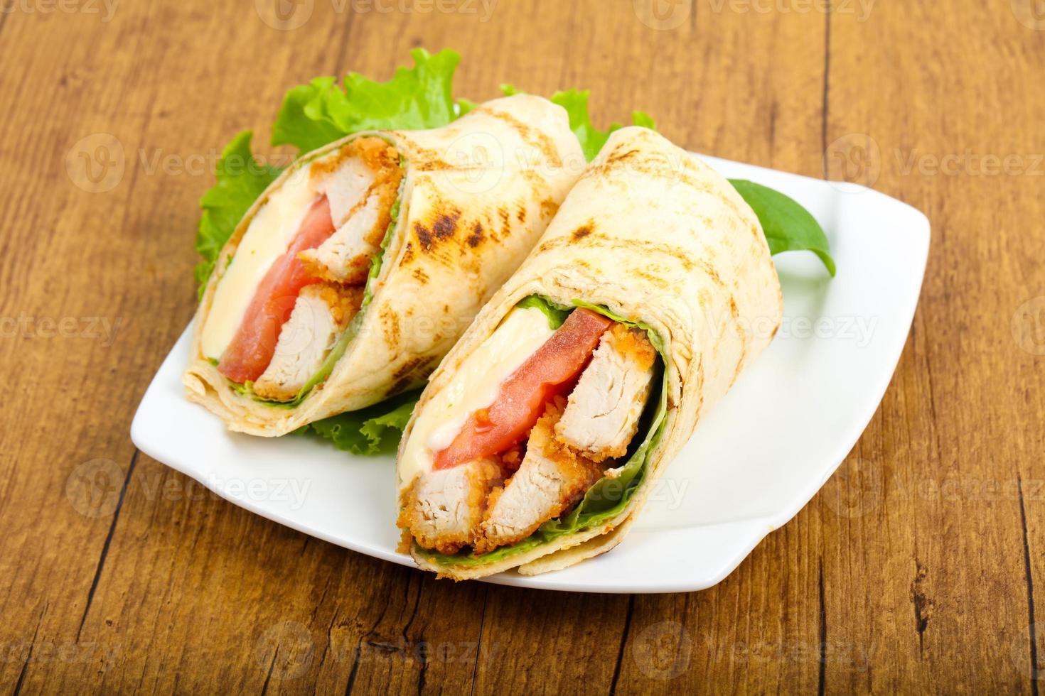 rollo de pan de pollo foto