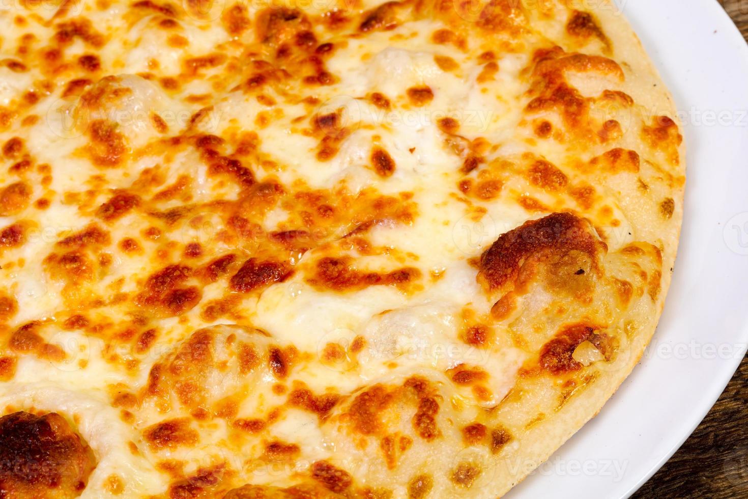 Tasty Cheese pizza photo