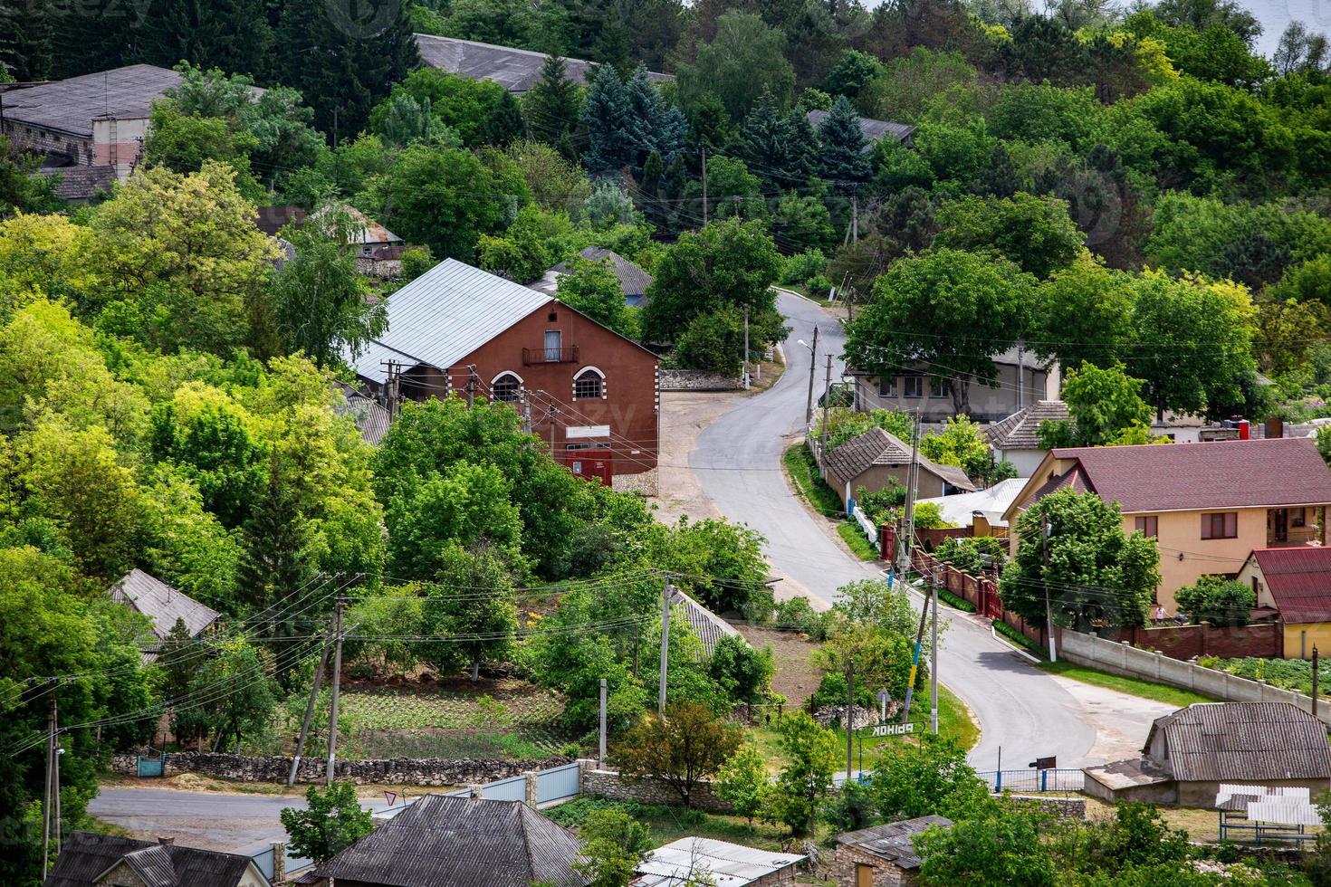 el pueblo de stroiesti es un pueblo rural muy pintoresco en la república de moldavia, ubicado a orillas del río dniéster foto