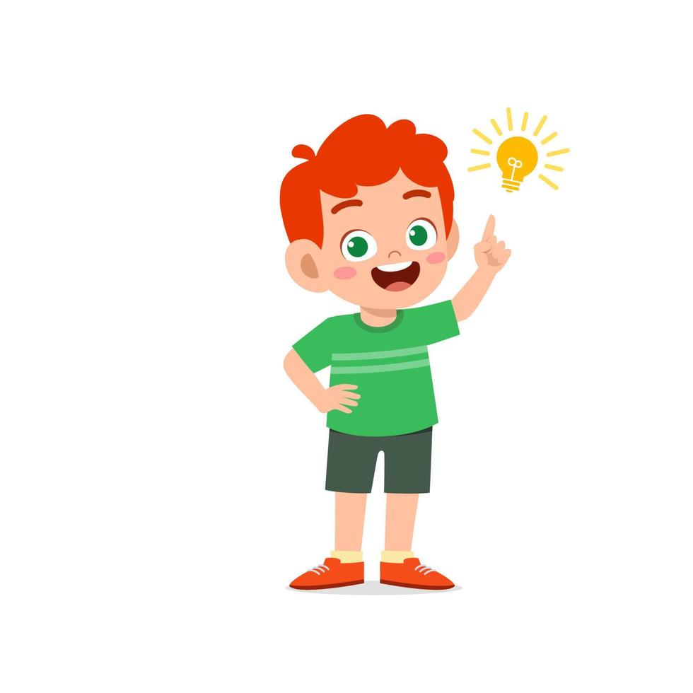 Cute little kid boy show idea pose expresión con signo de bombilla vector