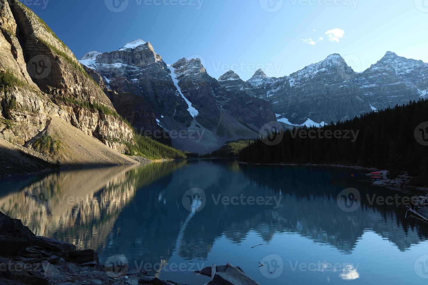 lago moraine, canadá foto