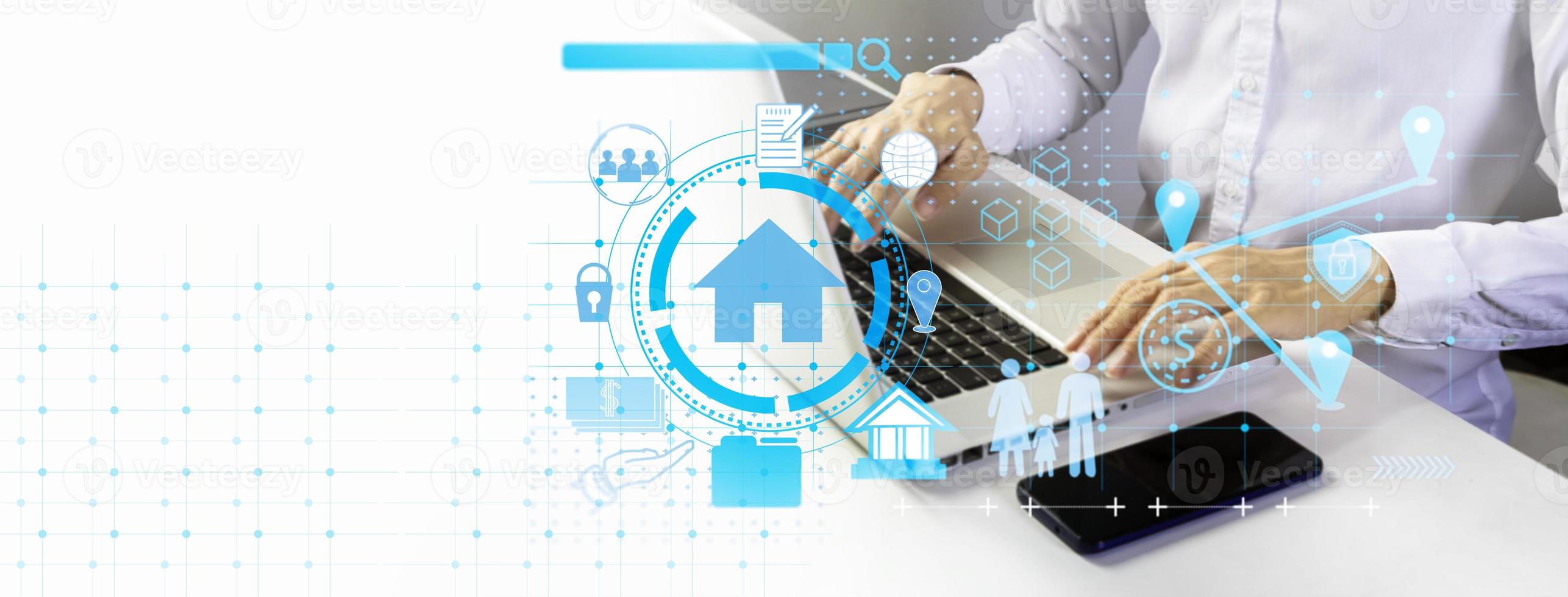 Finding a home and borrowing money to buy a home,Finding the location of a house for investment or living photo