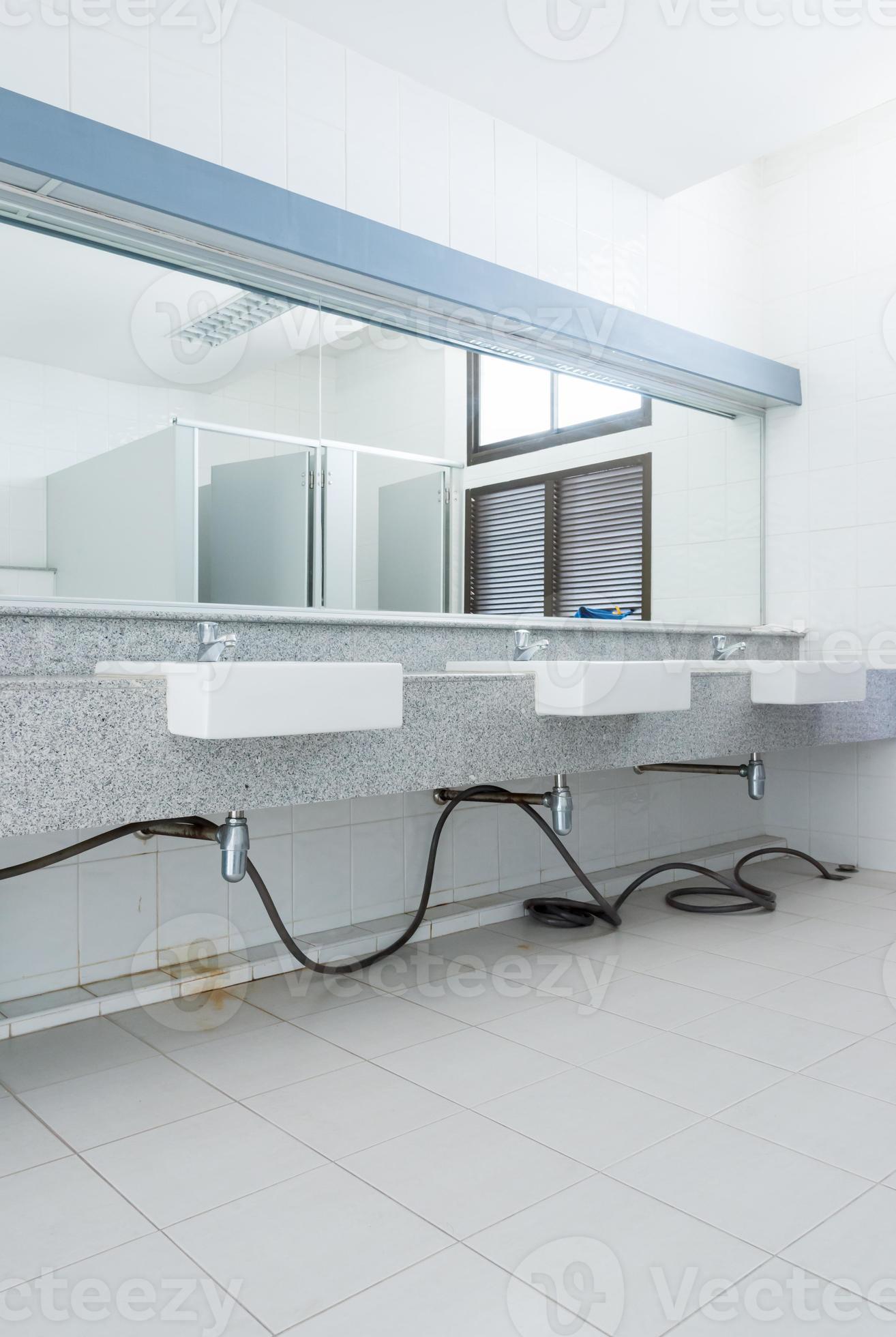 Clean public toilet 7961050 Stock Photo at Vecteezy