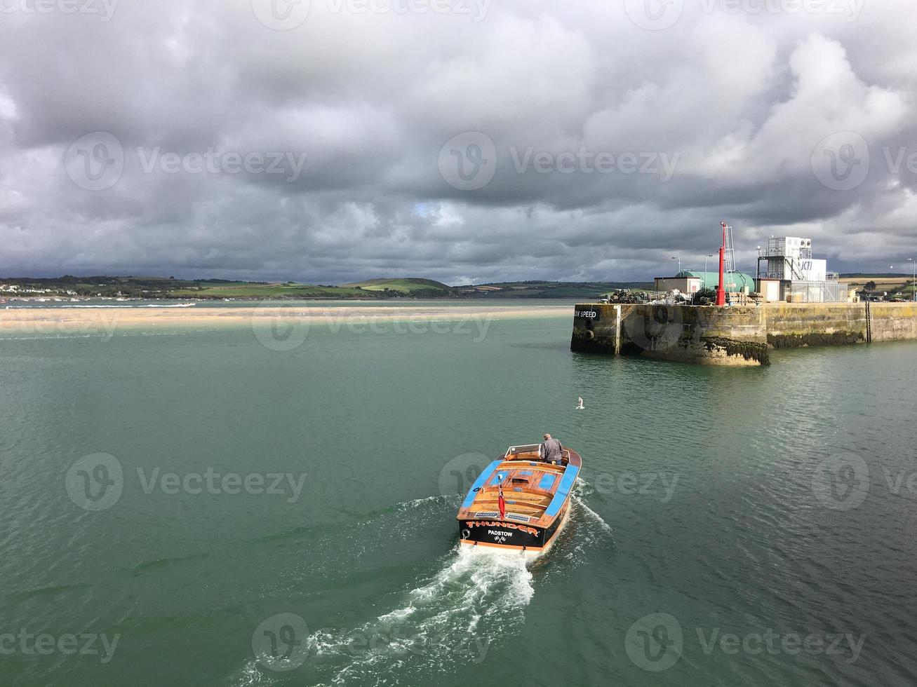 una vista del puerto de padstow en cornualles foto