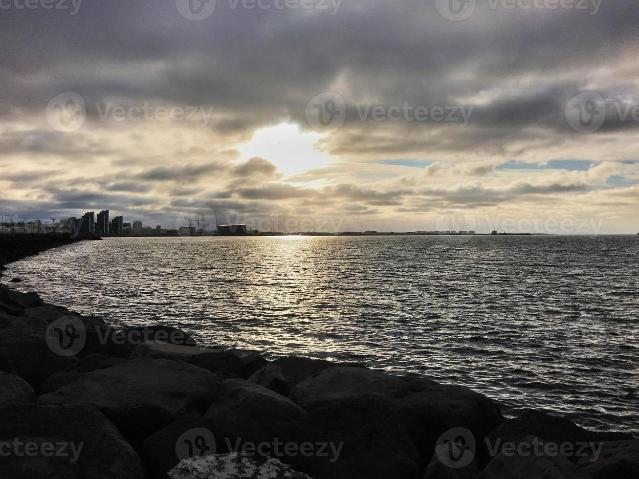 una vista de islandia cerca de reykjavik foto