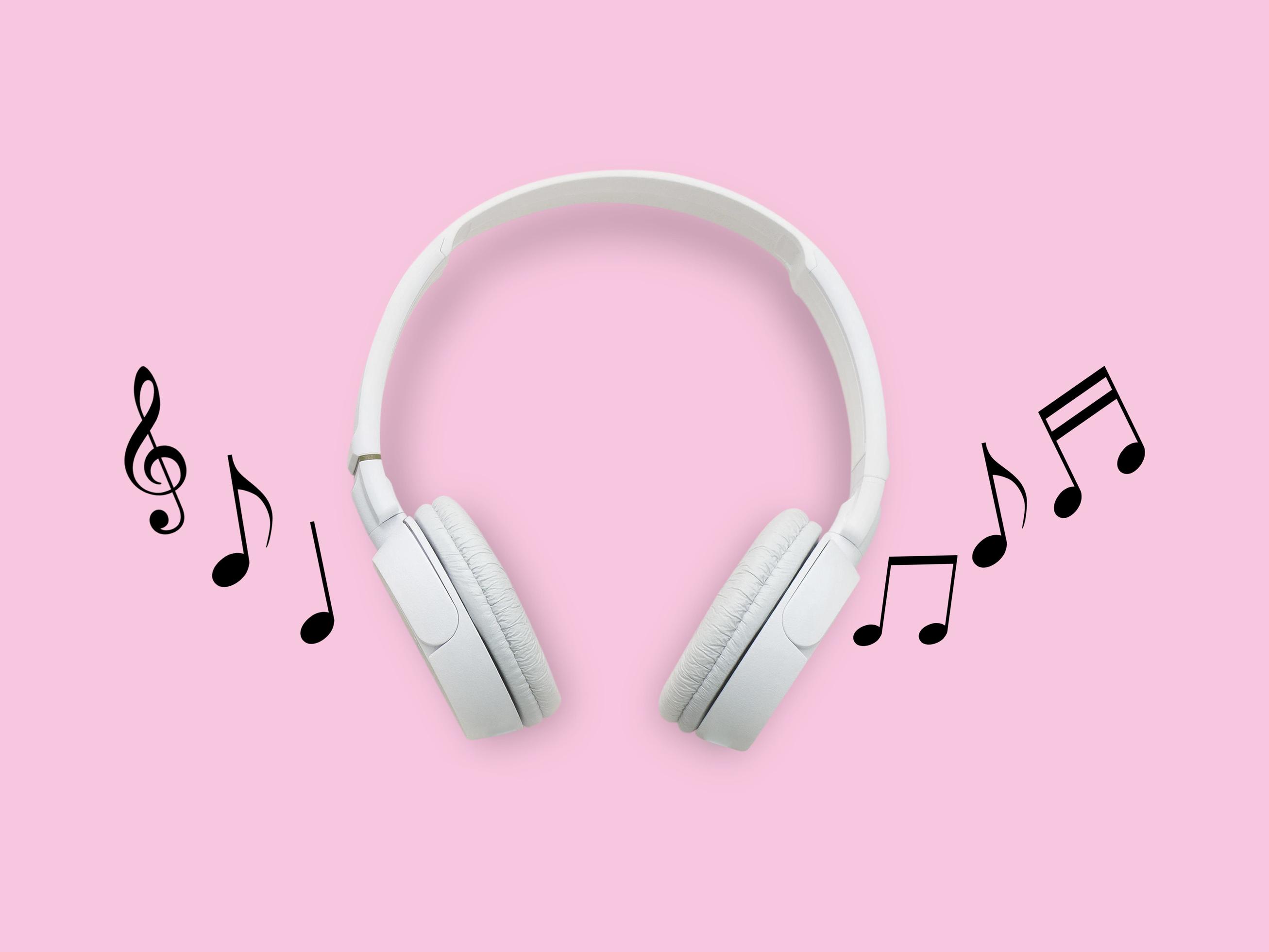 White headphone and musical notes on pink background. 7974683 Stock Photo at Vecteezy White headphone and musical notes on pink background. 7974683 Stock Photo at Vecteezy