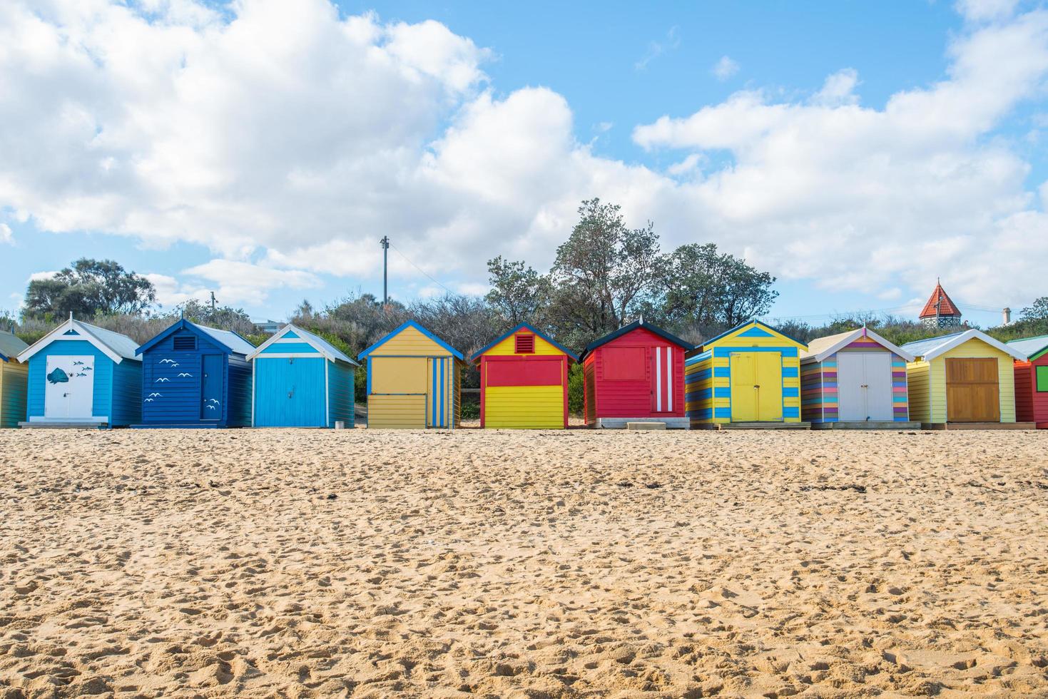 cajas de baño de brighton un lugar icónico en la playa de brighton de melbourne, estado de victoria de australia. foto