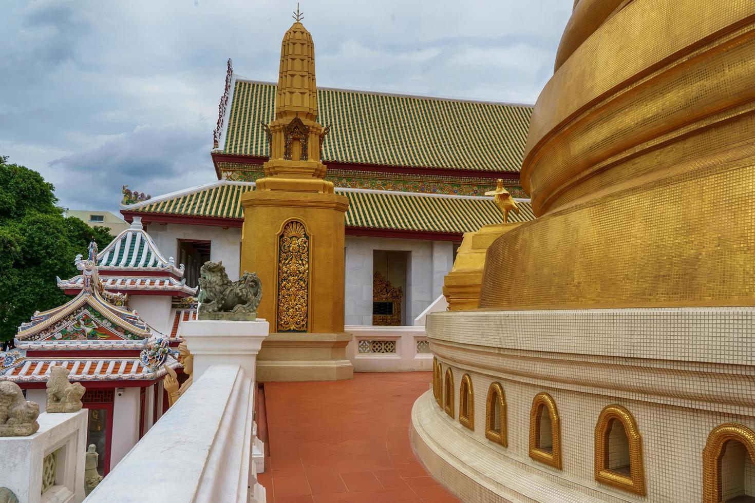 Wat Bowon Niwet is landmark in Thailand photo