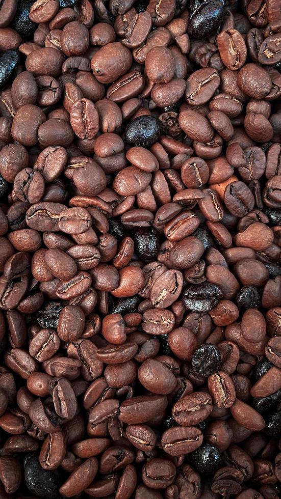 roasted coffee beans background, food and drink photo