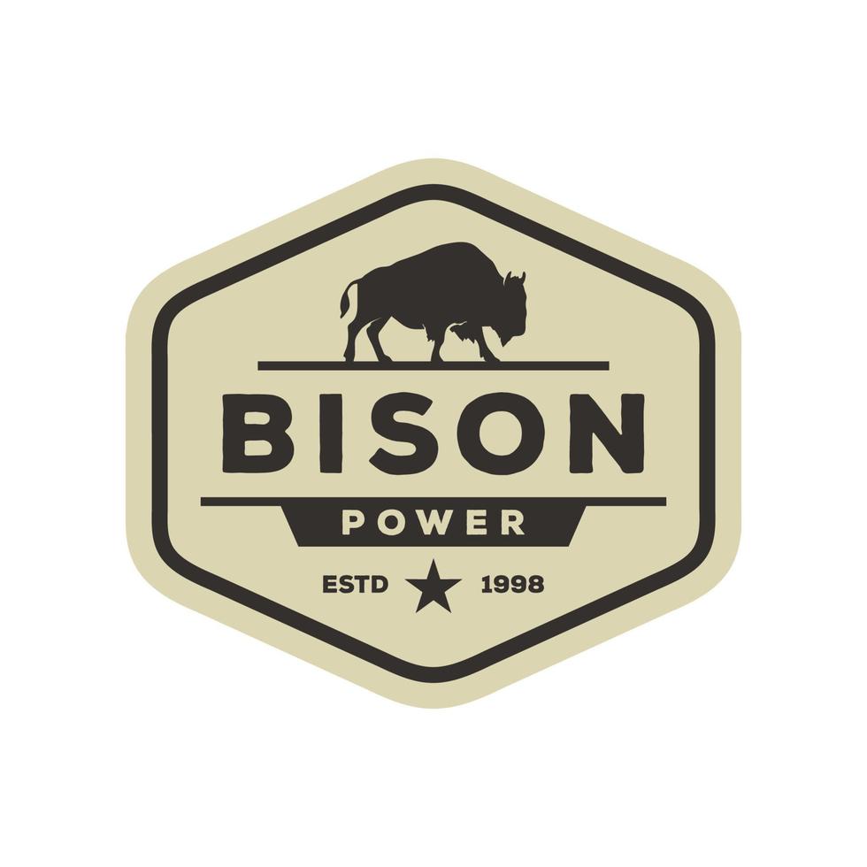 diseño de logotipo de búfalo de pelo largo. bison bull buffalo angus silueta vintage retro logo, criadores de búfalos vector ilustración.