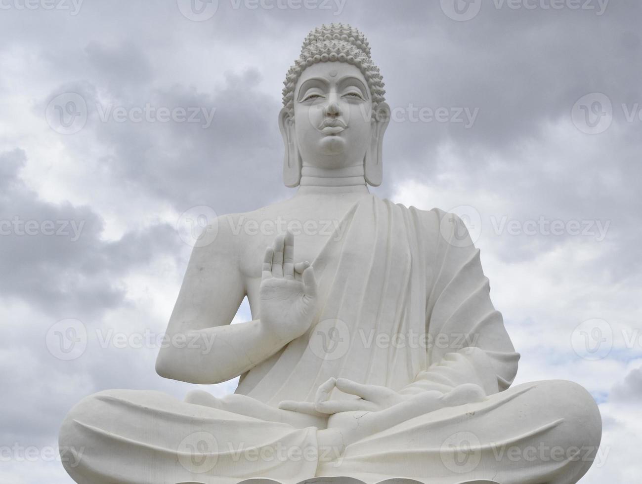 Buda - un adorador de la no violencia foto