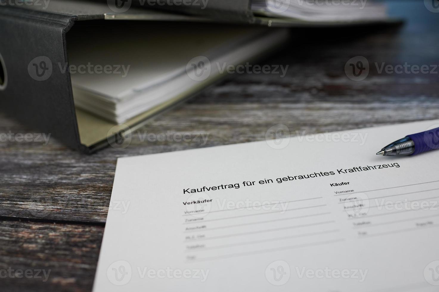 German purchase contract about a used car photo