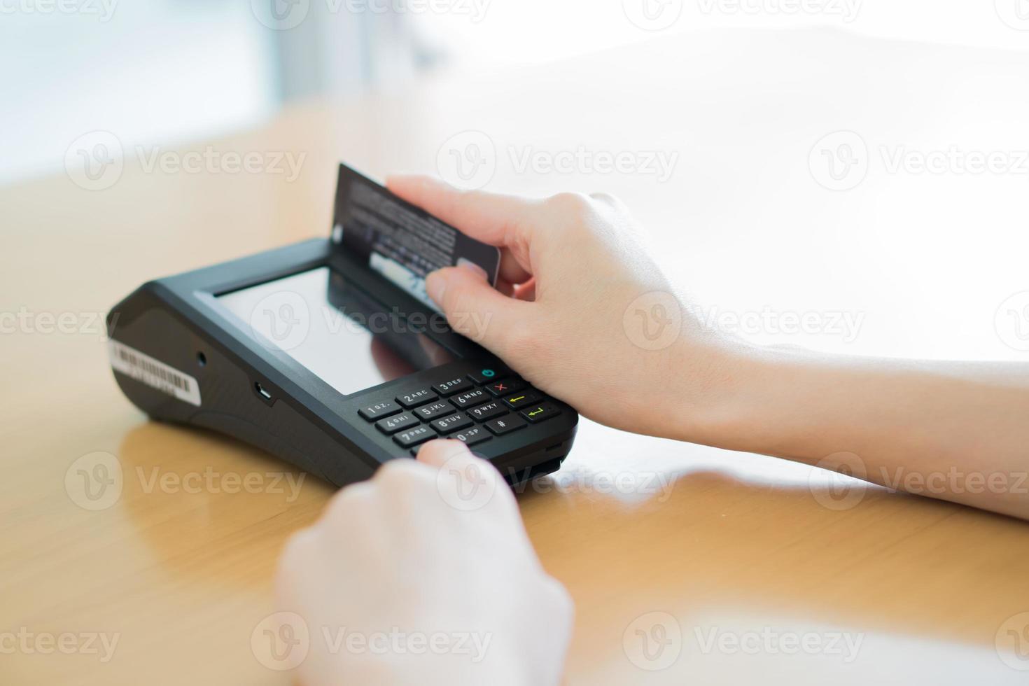 Using a credit card reader photo