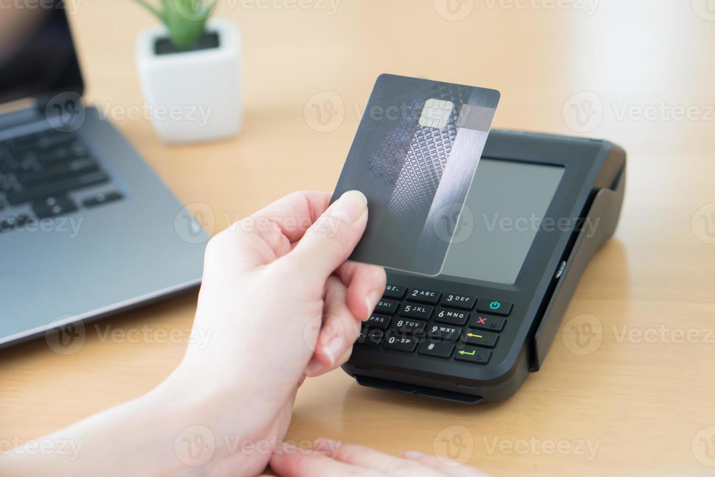Quick and easy payment method photo