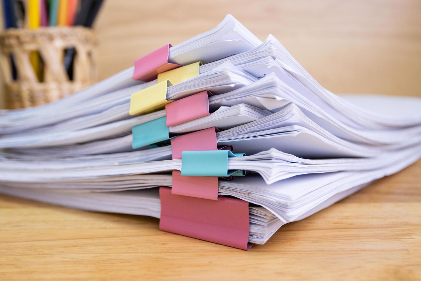 file folder and Stack of business report paper file on the table photo