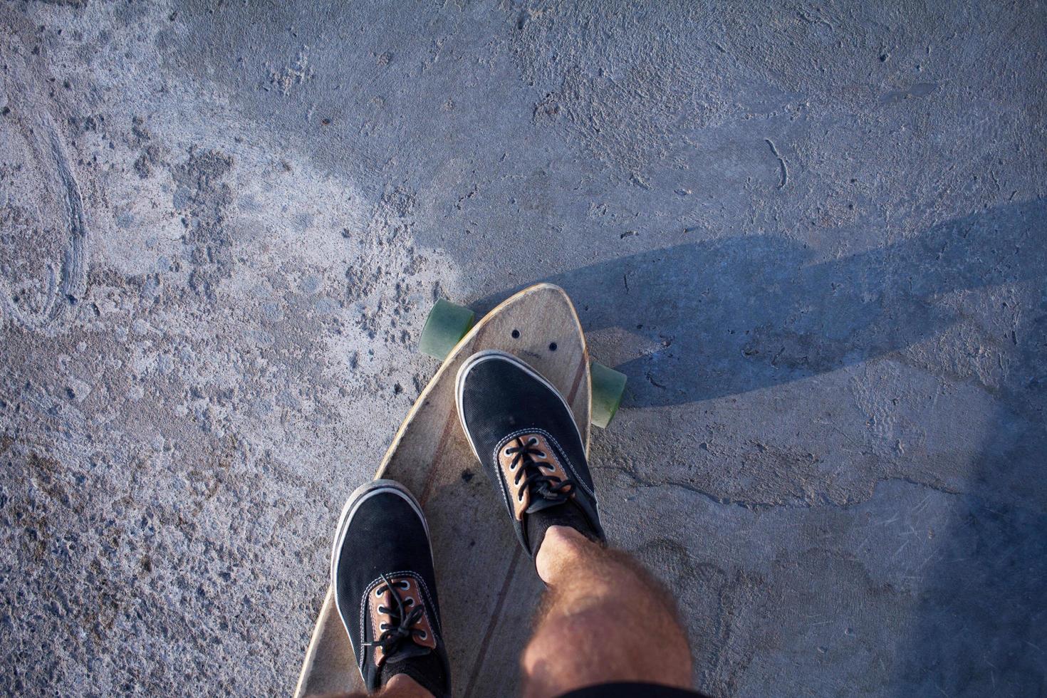 feet on a skateboard photo