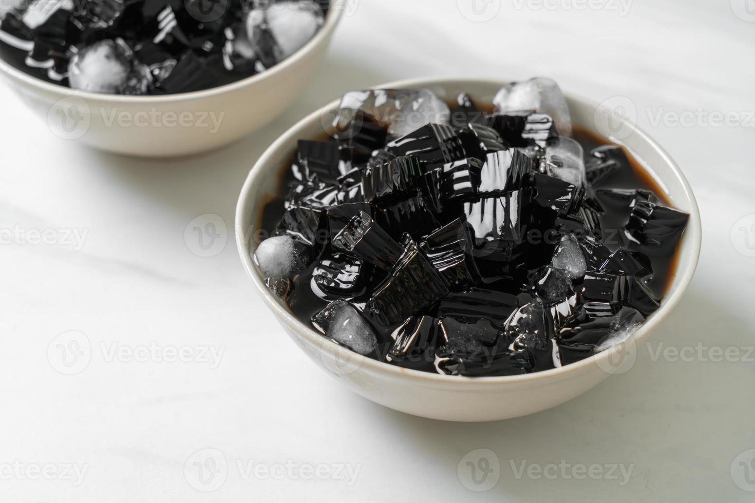Black grass jelly with ice photo