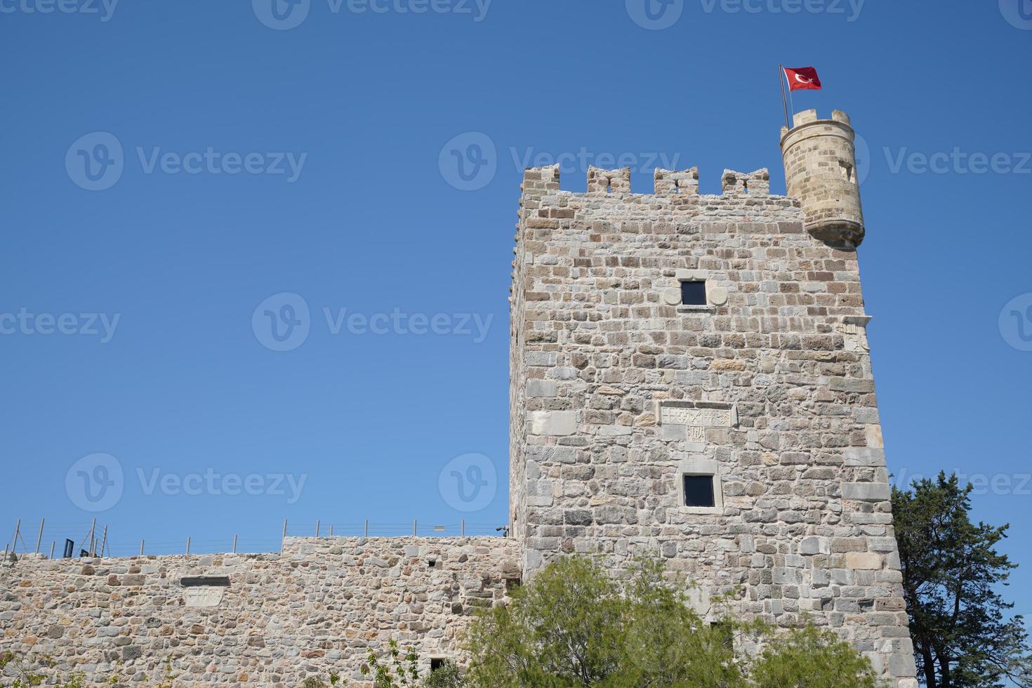 torre en el castillo de bodrum, mugla, turquía foto