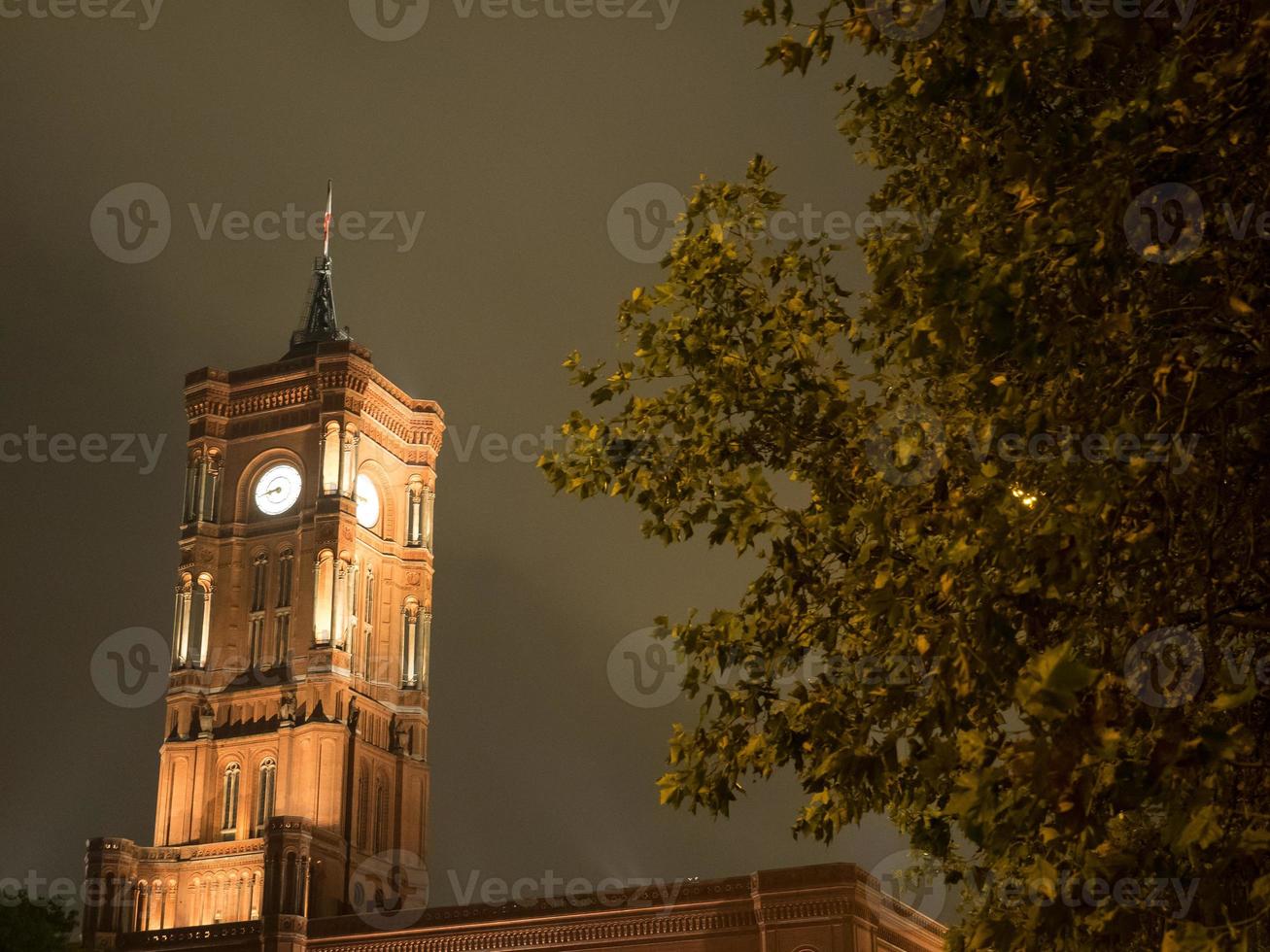 Berlín de noche foto